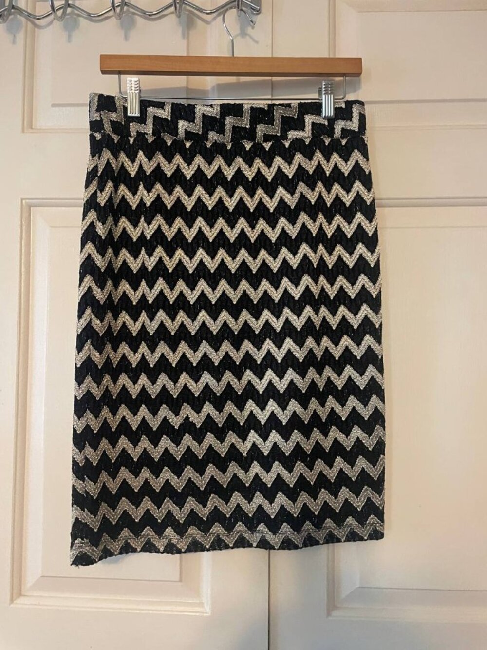 Sunny Leigh Chevron Metallic Knit Skirt M - Maximalist Glam Style mini pencil - Picture 4 of 6
